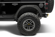 Load image into Gallery viewer, BWRbw_trailarmor_fenderdelete_18jeepwrangler_black_rear_14096.jpg