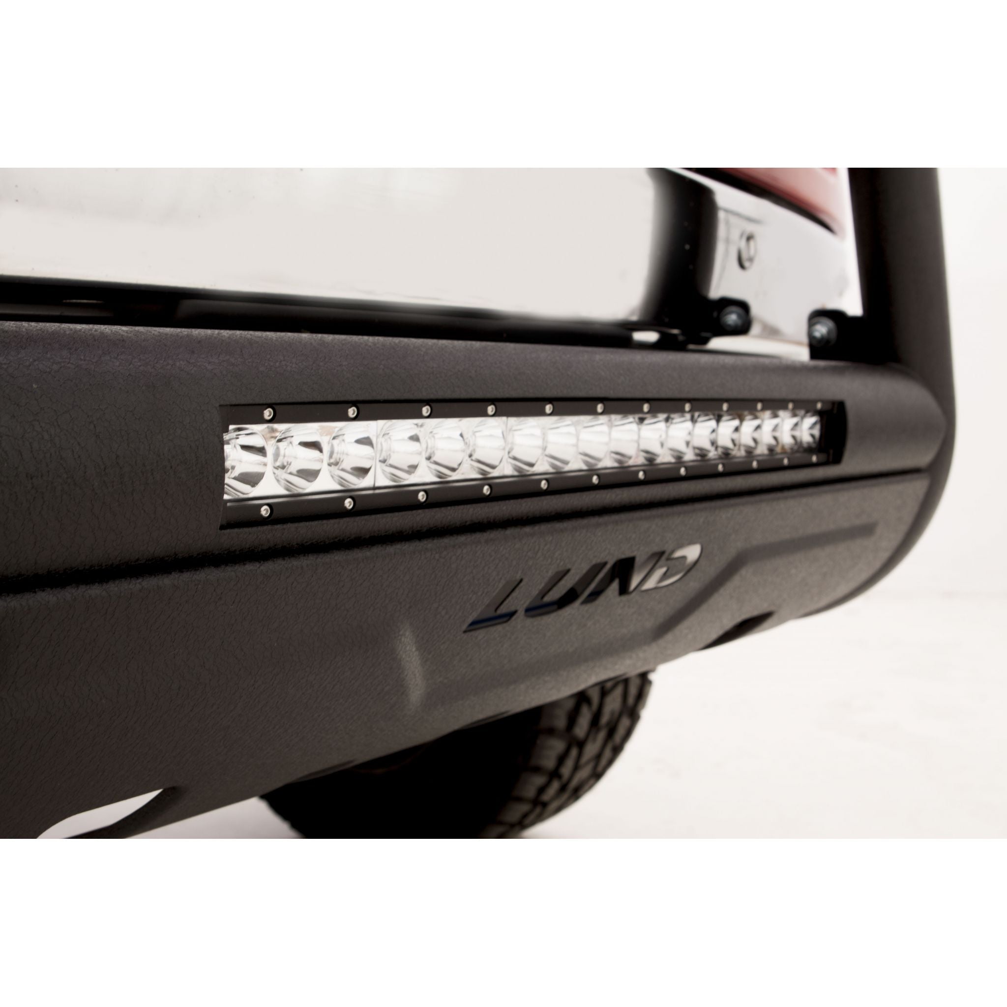 Lund 47121214 Black Bull Bar with Integrated 20 Inch LED Light Bar for  2007-2018 Silverado and Sierra 1500 (Incls 2019 Silverado 1500 LD/Sierra  1500