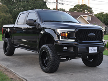 Load image into Gallery viewer, Superlift King Edition 6 Inch Lift Kit for 2015-2020 Ford F-150
