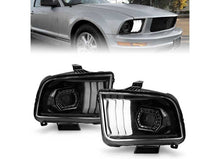 Load image into Gallery viewer, Anzo 05-09 Mustang Projector Headlights W/Light Bar Black Housing