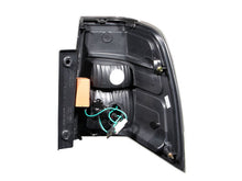Load image into Gallery viewer, ANZO 311110 2007-2014 Ford Expedition LED Taillights Black